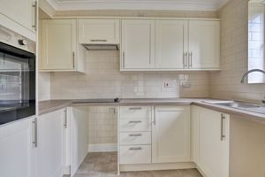 KITCHEN- click for photo gallery